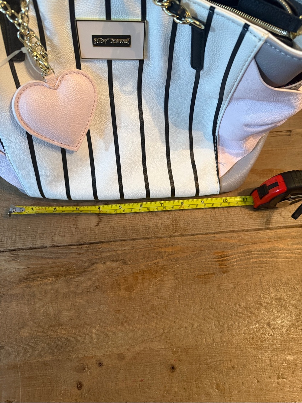 Striped White and Pink Shoulder Tote with Heart Charm - Picture 12 of 14